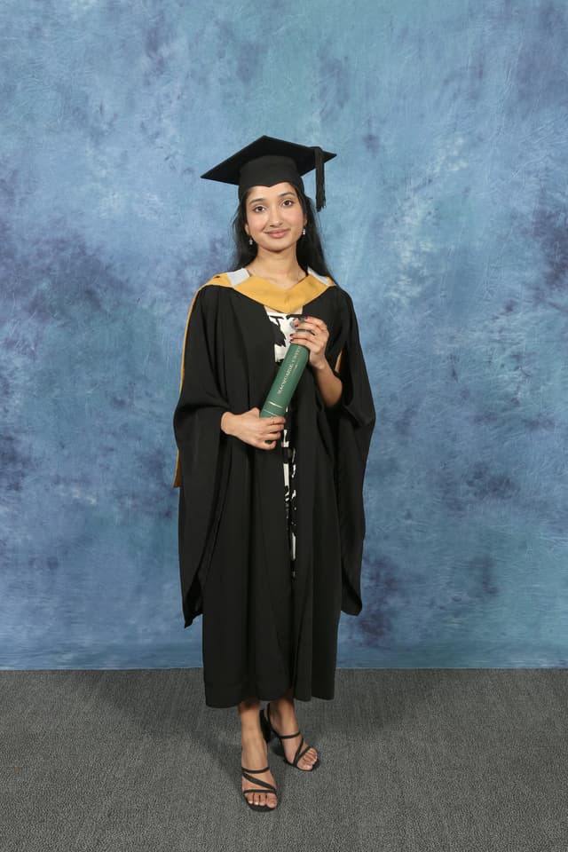 Profile photo of Niranjana, tutor offering online and in-person lessons at KIS Academics