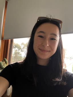 Erin, tutor offering online and in-person lessons at KIS Academics