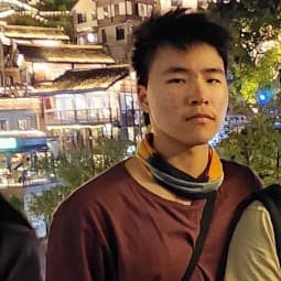 Profile photo of Ethan, tutor offering online and in-person lessons at KIS Academics