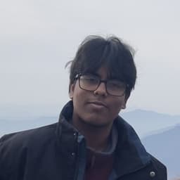 Ithekash, tutor offering online and in-person lessons at KIS Academics