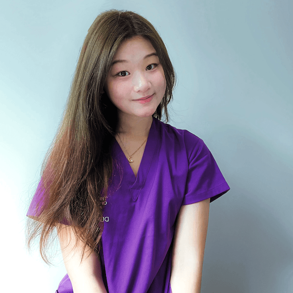 Profile photo of Cynthia, tutor offering online and in-person lessons at KIS Academics