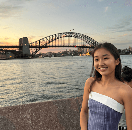 Profile photo of Carly, tutor offering online and in-person lessons at KIS Academics