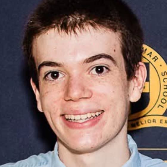 Profile photo of Sam, tutor offering online and in-person lessons at KIS Academics