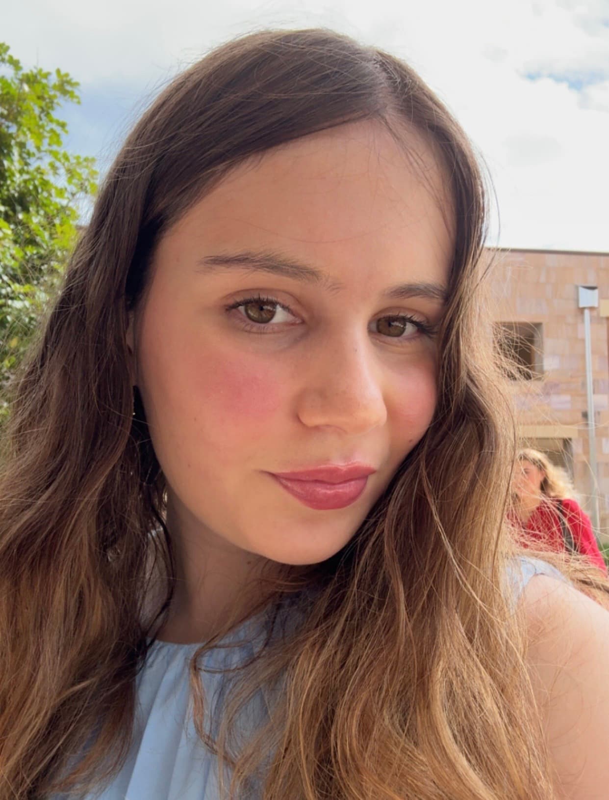 Chiara, tutor offering online and in-person lessons at KIS Academics