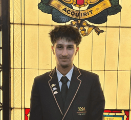 Anhad, tutor offering online and in-person lessons at KIS Academics