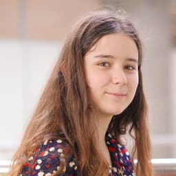 Rebecca, tutor offering online and in-person lessons at KIS Academics