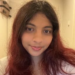 Diviya, tutor offering online and in-person lessons at KIS Academics