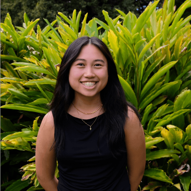 Profile photo of Kathy, tutor offering online and in-person lessons at KIS Academics