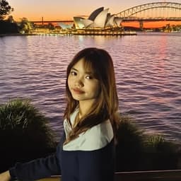 Skyla, tutor offering online and in-person lessons at KIS Academics