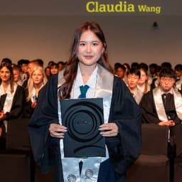 claudia, tutor offering online and in-person lessons at KIS Academics