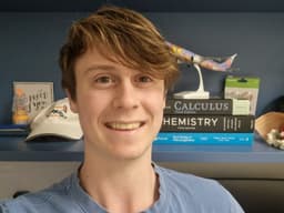 Caelan, tutor offering online and in-person lessons at KIS Academics