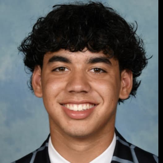 Profile photo of Quinn, tutor offering online and in-person lessons at KIS Academics