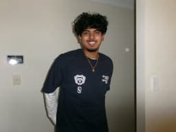 Anushan, tutor offering online and in-person lessons at KIS Academics