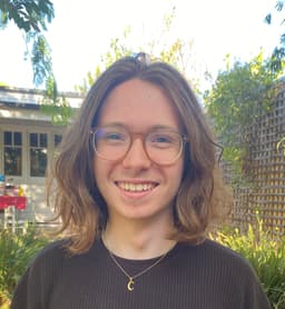 Riley, tutor offering online and in-person lessons at KIS Academics