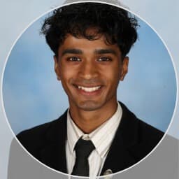 Gabriel, tutor offering online and in-person lessons at KIS Academics