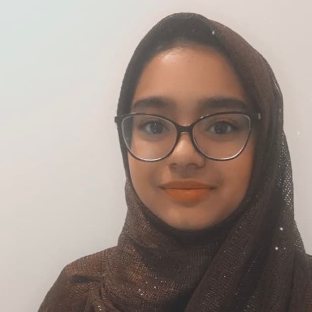 Profile photo of Sinan, tutor offering online and in-person lessons at KIS Academics