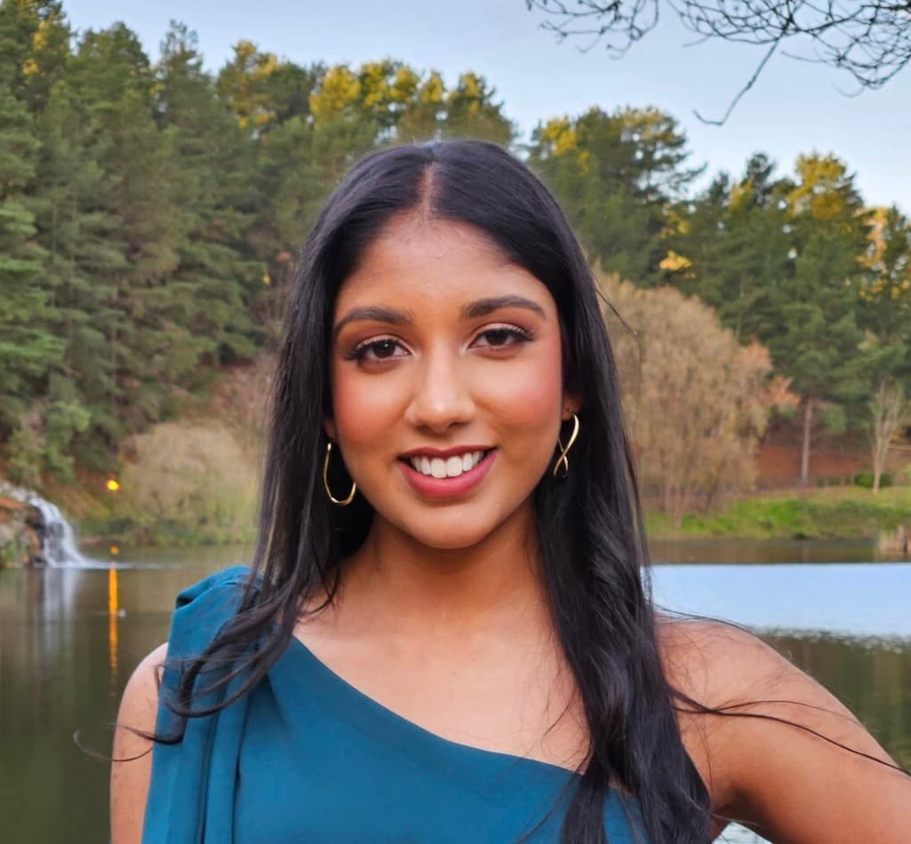 Sanumi, tutor offering online and in-person lessons at KIS Academics