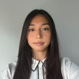 Emily, tutor offering online and in-person lessons at KIS Academics
