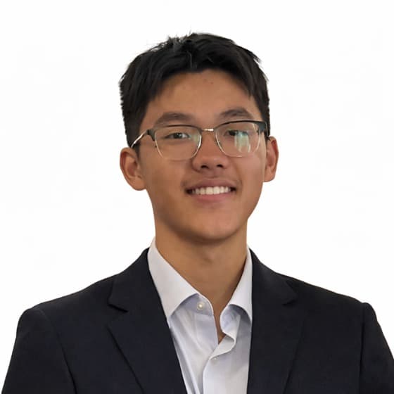 Profile photo of Jackie, tutor offering online and in-person lessons at KIS Academics