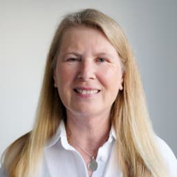 Karen, tutor offering online and in-person lessons at KIS Academics