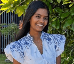 Diya, tutor offering online and in-person lessons at KIS Academics