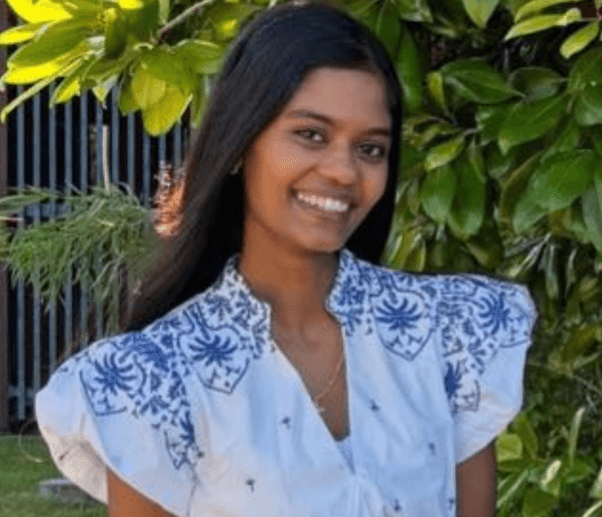 Diya, tutor offering online and in-person lessons at KIS Academics