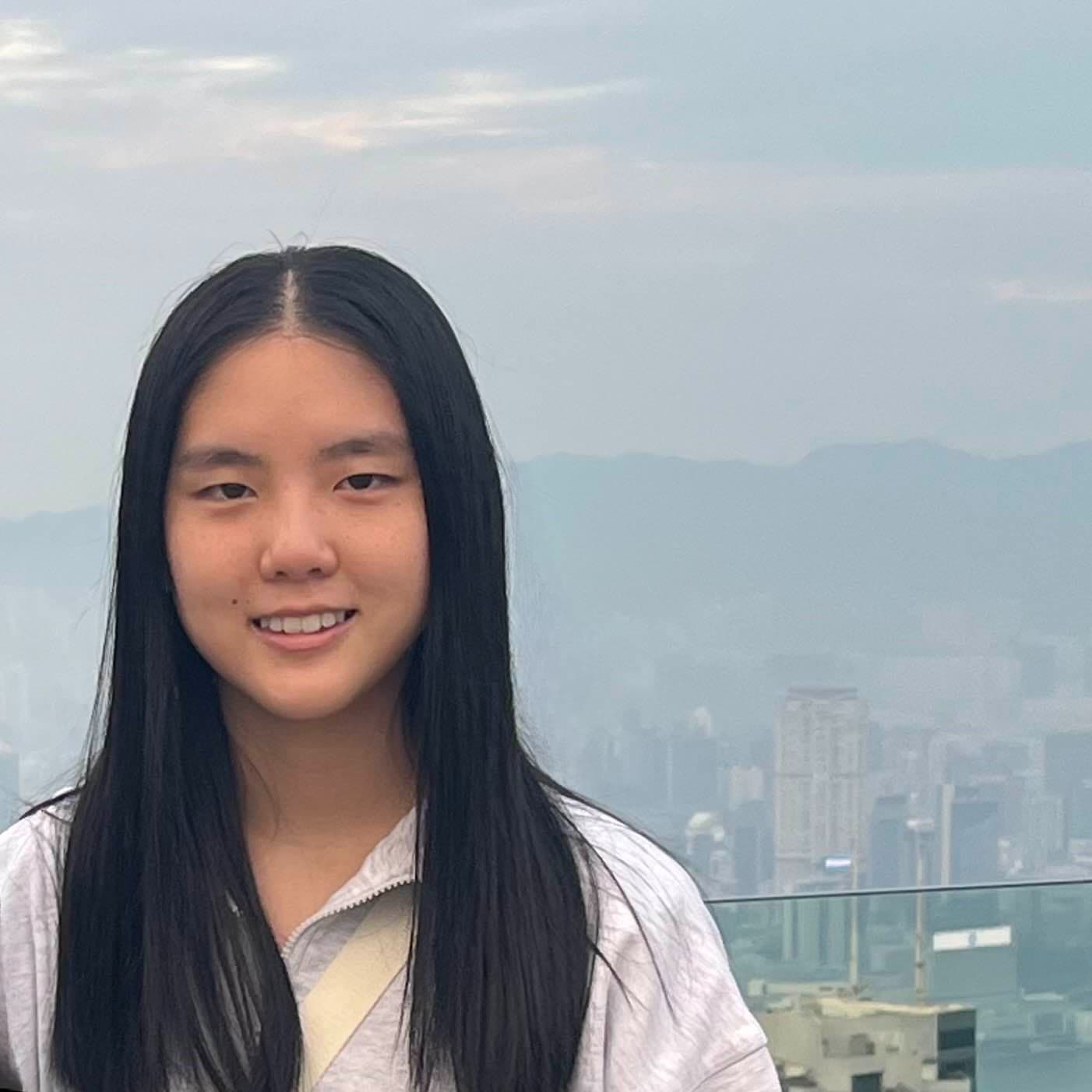 Frances, tutor offering online and in-person lessons at KIS Academics