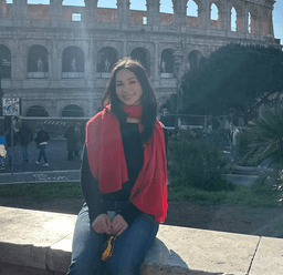 Kiaara, tutor offering online and in-person lessons at KIS Academics