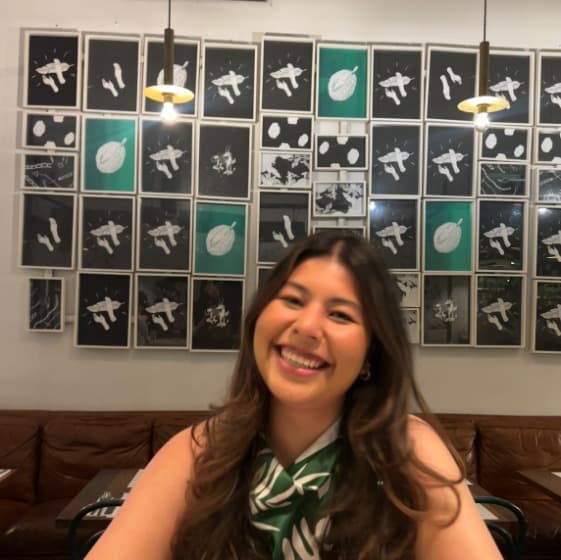 Diana, tutor offering online and in-person lessons at KIS Academics