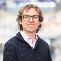 Ben, tutor offering online and in-person lessons at KIS Academics