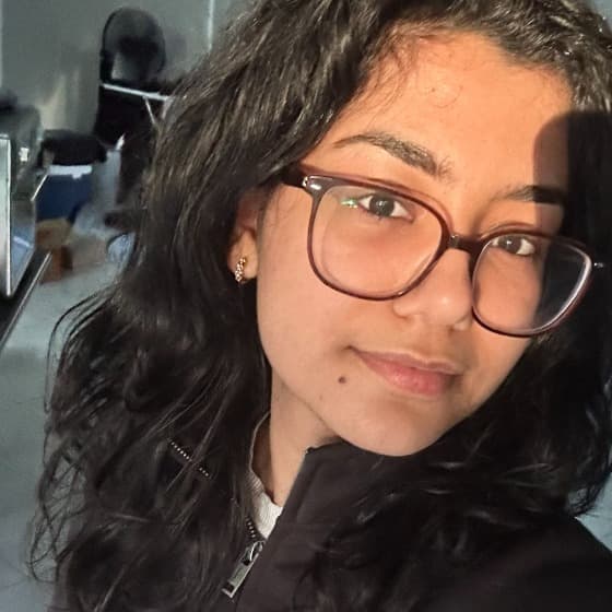 Profile photo of Priyasha, tutor offering online and in-person lessons at KIS Academics