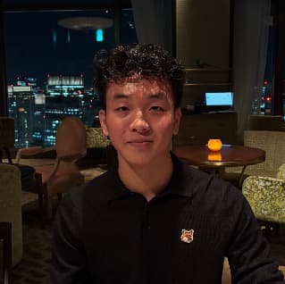 Profile photo of Tristen, tutor offering online and in-person lessons at KIS Academics