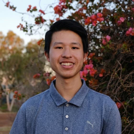 Profile photo of Jeckmen, tutor offering online and in-person lessons at KIS Academics