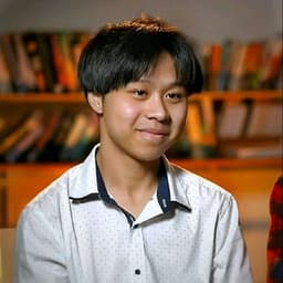 Benedict, tutor offering online and in-person lessons at KIS Academics