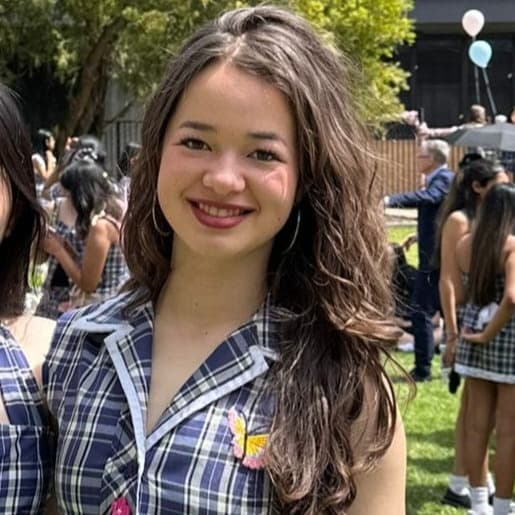 Profile photo of Natasha, tutor offering online and in-person lessons at KIS Academics