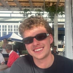 Liam, tutor offering online and in-person lessons at KIS Academics