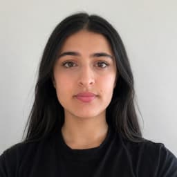 Liana, tutor offering online and in-person lessons at KIS Academics