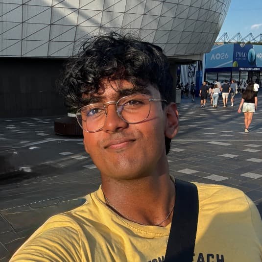 Chanithu, tutor offering online and in-person lessons at KIS Academics